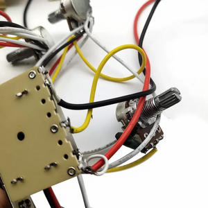 ปุ่มควบคุมโลหะ 500K สวิตช์ <span class=keywords><strong>5</strong></span> ทาง แจ็คปิ๊กอัพ <span class=keywords><strong>สาย</strong></span>ไฟกีตาร์ไฟฟ้า อะไหล่และอุปกรณ์เครื่องดนตรีประเภท<span class=keywords><strong>สาย</strong></span> - Product Image 4