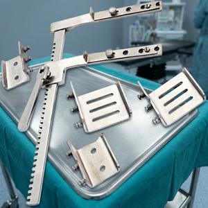 Juego de Separadores de Costillas Ortopédicos ORTHO GENIX, 2 Cuchillas, Instrumento Quirúrgico Manual de Acero Inoxidable, Clase II, CE ISO13485 - Product Image 3