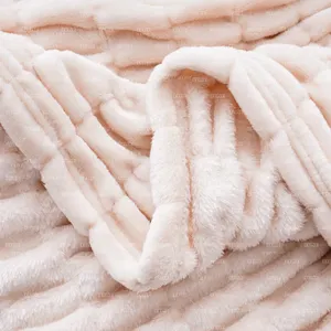 Cobertor de flanela acolchoado 100% poliéster para sofá de lã 100% personalizado OEM
