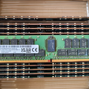ไมโครน์ 32GB DDR4 3200MHz ECC Registered RDIMM หน่วยความจำเซิร์ฟเวอร์ โมดูลแรมความเร็วสูง 32GB DDR4-3200 เพื่อประสิทธิภาพสูงสุด - Product Image 3