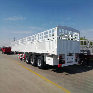 Remolque con Valla Montada en Camión para Transporte de Animales |   Remolque de Valla Montado en Camión para Transporte de Animales - Product Image 3