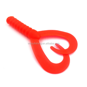 Kit de Señuelos Artificiales de PVC Weiyu OEM, Señuelo de Gusano con Cola Rizada, Cebo de Agua Media para Pesca en Ríos, Lagos y Agua Salada - Product Image 1