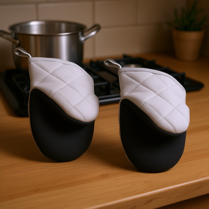 Guantes de Horno Acolchados Gris Negro Antideslizantes Resistentes al Calor Protección para Cocina - Product Image 3