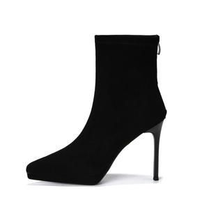 รองเท้าเจ้าสาวแบบใหม่ สวยหรู ทันสมัย เซ็กซี่ สำหรับปี 2026 หัวปิด ส้นเข็ม ประดับคริสตัล กันลื่น เหมาะสำหรับฤดูหนาว - Product Image 2