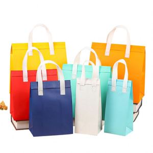 Sacs isothermes personnalisés en non-tissé imperméables pour la livraison de repas à emporter et l'utilisation en restaurant - Product Image 1