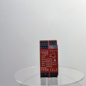 MSR138.1DP 440R-M23084 การ์ดมาสเตอร์ MSR138.1DP รีเลย์นิรภัย ; รีเซ็ต ระบบตรวจสอบอัตโนมัติ/แบบแมนนวล; กำลังดำเนินการ 24 โวลต์ เอซี/ดีซี - Product Image 3