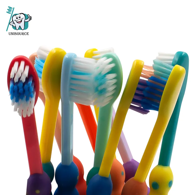 Vente chaude Enfants Brosse À Dents Ventouse Brosse À Dents Usine Bébé Brosse À Dents en Stock