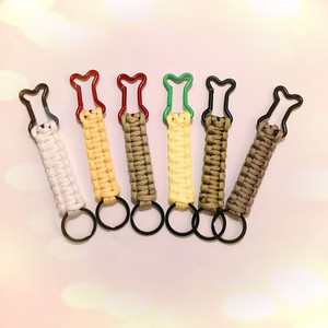 Llavero de Aluminio con Forma de Hueso, Trenzado con Paracord de Nailon, Resistente, Promocional, para Actividades al Aire Libre - Product Image 3