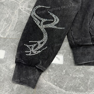 Sudadera con capucha personalizada con cremallera, de 500 g/m², efecto desgastado por el sol, oversize, corta, con lavado ácido y pedrería para hombre - Product Image 3