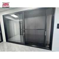 Portes battantes en aluminium et verre Daoming de style postmoderne avec garantie de 5 ans et solution complète pour les installations de loisirs