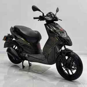<span class=keywords><strong>Piaggio</strong></span> <span class=keywords><strong>Typhoon</strong></span> SR MOTA RD150 Motocicletta di Seconda Mano - Product Image 1