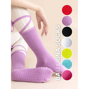 Calcetines de Ballet VETEGA Negros, Acanalados, Hasta el Tobillo, con Tiras, Spandex/Poliéster, para Danza y Ropa Deportiva - Product Image 4