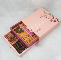 Boîte d'emballage jetable en kraft avec logo personnalisé pour fruits secs, dattes arabes, noix séchées, cadeaux de Diwali, impression en relief pour sushi