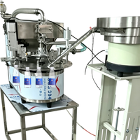Machine de remplissage et de scellage automatique pour petites bouteilles de café, détergent, huile, jus, ketchup et autres liquides
