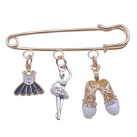Accessoires Métalliques Personnalisés à l'effigie de Personnages de Dessins Animés pour Filles : Jupes de Ballet, Chaussures et Broches – Nouveauté Tendance pour l'Export