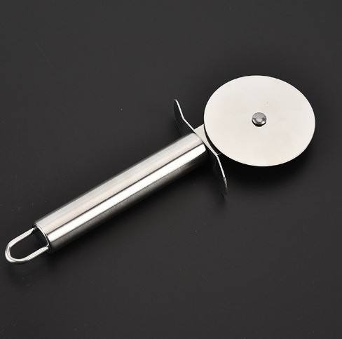 Coupe-pizza tout en acier inoxydable