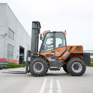 Montacargas Todoterreno 4x4 de Alta Calidad, 3.5 Toneladas, Elevación Hidráulica, Montacargas Todoterreno Lateral de Diésel para Montaña en Venta - Product Image 5