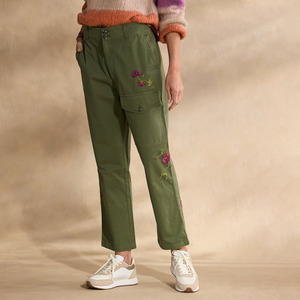 Pantalones Cargo Casuales de Algodón con Bordado Floral para Mujer, Corte Recto, Talle Alto Regular, Color Verde, Frente Plano - Product Image 1