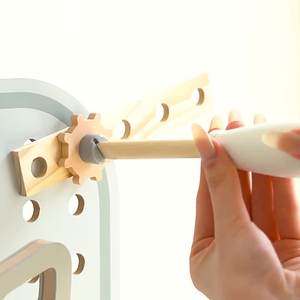 Table à outils éducative en bois pour enfants établi simulé avec vis fixes écrous jouets de simulation de jeu de rôle précoce - Product Image 6