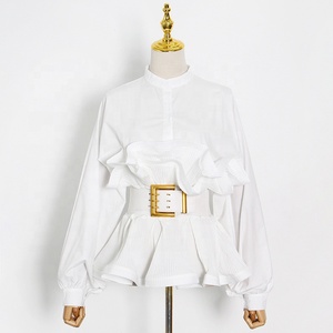 OUDINA Camicia alla Moda per Donna, Casual, Tinta Unita <span class=keywords><strong>con</strong></span> <span class=keywords><strong>Cintura</strong></span>, Maniche Lunghe <span class=keywords><strong>con</strong></span> Volant, Blusa Femminile - Product Image 3