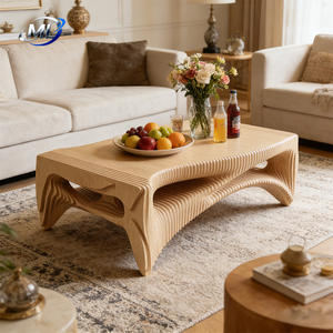 Table basse sculpturale en bois massif courbé, design moderne et personnalisable, pour salon, usage domestique, hôtel ou appartement - Product Image 2