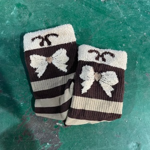 <span class=keywords><strong>Calcetines</strong></span> Deportivos y Casuales de Moda de Segunda Mano al por Mayor, <span class=keywords><strong>Calcetines</strong></span> Cómodos y Transpirables para Hombre y Mujer - Product Image 6