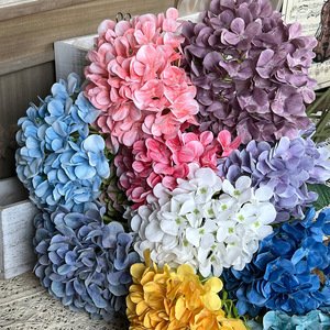 ดอกไฮเดรนเยียประดิษฐ์ 90 ชิ้น ดอกไม้ผ้าไหมสำหรับตกแต่งงานแต่งงาน จัดดอกไม้ทำมือ ฉากหลังซุ้มทางเดิน - Product Image 1