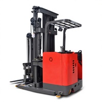 Chariot élévateur électrique triplex VNA à mât triple de 1500 kg avec contrôleur Curtis pour entrepôt à hauteur de plafond