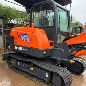 Mini-excavatrice d'occasion Doosan DH60, Doosan DH60-7, 5 tonnes, 6 tonnes, 5,5 tonnes, haute qualité, en stock, certifiée Daewoo CE. - Product Image 1