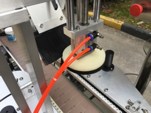 Machine d'étiquetage automatique électrique de haute précision pour bouteilles et canettes, équipement d'étiquetage multi-usages - Product Image 5