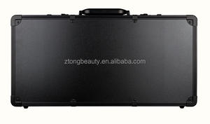 Valise de Coiffeur en PVC Doré et Aluminium avec Serrure Codée, pour Outils de Salon, 55*27*10cm, 4kg, pour Barbier - Product Image 4