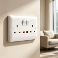 Prise murale double 13A personnalisée OEM avec voyant lumineux, interrupteur domestique, vente en gros