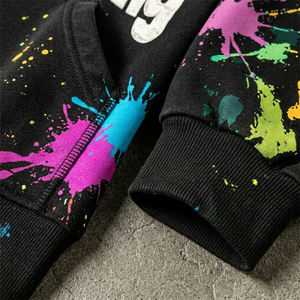 Sudadera con Capucha Negra Extra Grande para Hombre, Diseño Moderno con Estampado de Salpicaduras de Pintura Multicolor, Logotipo Personalizado WUYIClothing, Estilo Y2K, Ropa Urbana - Product Image 5