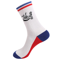 Vente en gros de chaussettes de sport de haute qualité pour hommes Basketball Logo Design Chaussettes de sport personnalisées