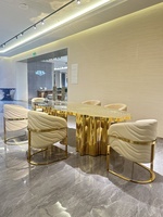 Table à manger en acier inoxydable italien, or irrégulier, ensemble de meubles créatifs Luxe léger pour villa ou restaurant