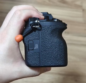 Appareil photo numérique professionnel d'occasion A7 Mark IV, caméra d'enregistrement vidéo 4K, Alpha 7 IV, appareil photo hybride sans miroir de style reflex - Product Image 5