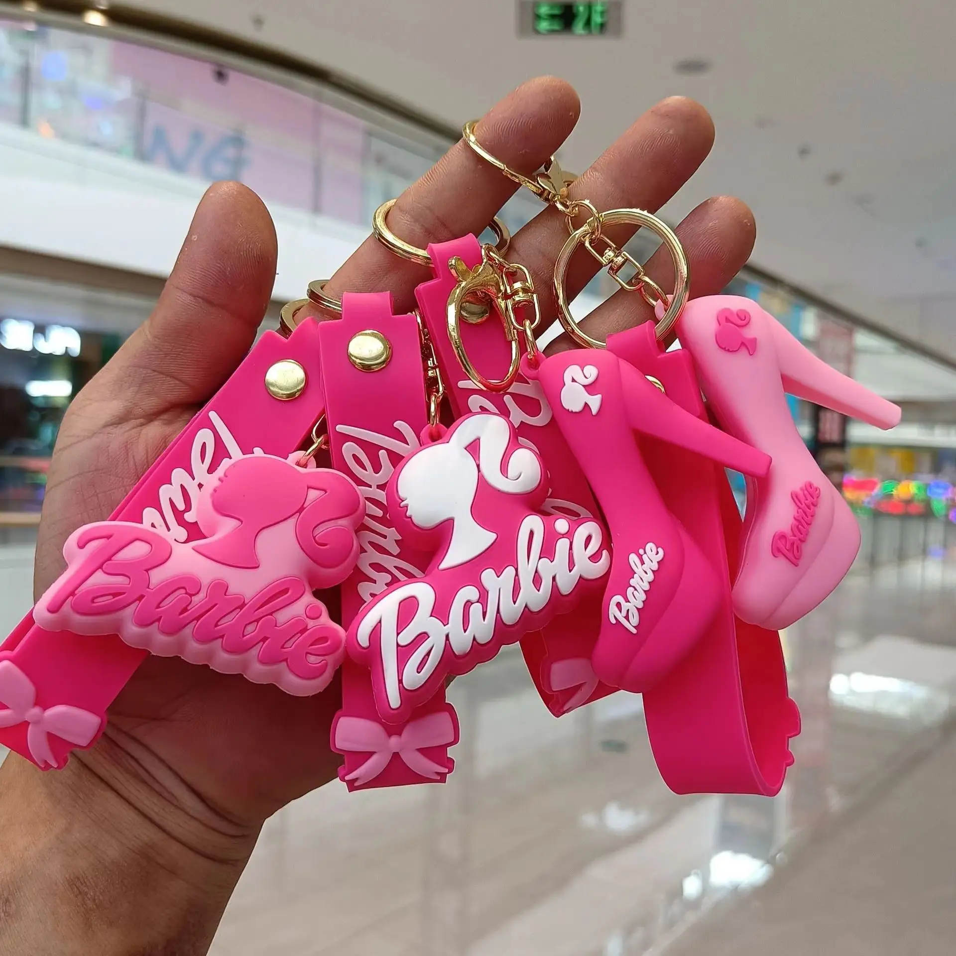 Moda llavero accesorios niñas bolso colgante fiesta Barbie letra Rosa llavero