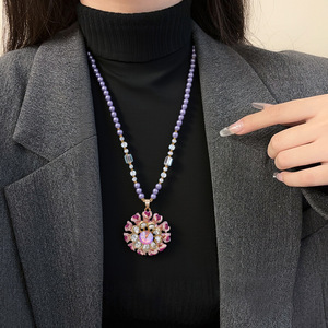 Guohaoshipin Floral Necklace Zinc Alloy Claw Setting Flower Pattern Sweater Chain - Product Image 3