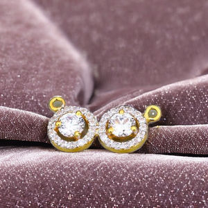 Dainty Minimalist Collier à pendentif fin en or 22K avec breloque initiale Bijoux de style superposé pour femmes - Product Image 1