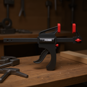 Abrazadera Rápida Automática Fervi de 300 mm, Construcción Metálica Resistente para Trabajos en Madera y Metal - Product Image 3