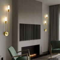 Applique murale LED longue en fer de style nordique moderne pour salon, chambre, couloir et salle de passage