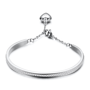 Brazalete de Diamantes de 4 mm, Corte Brillante Redondo de Una Sola Hilera, Oro de 18 Quilates, Acero Inoxidable Ajustable, Forma de Corazón, Joyería para Mujer, Uso Diario - Product Image 2