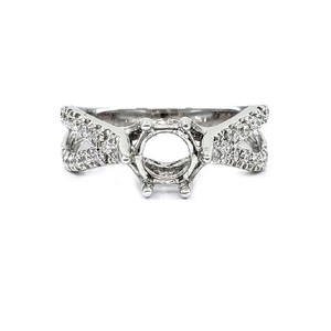 Bague de fiançailles classique en or blanc massif 18 carats de haute qualité avec halo de diamants véritables de forme ronde pour femme, idéale pour mariage et soirée - Product Image 1