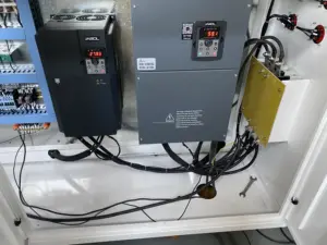 HDPE/PE/PP/PA/PVC พลาสติกเดี่ยว/คู่ผนังท่อลูกฟูก/รีดท่อทำให้เครื่องอัดรีด