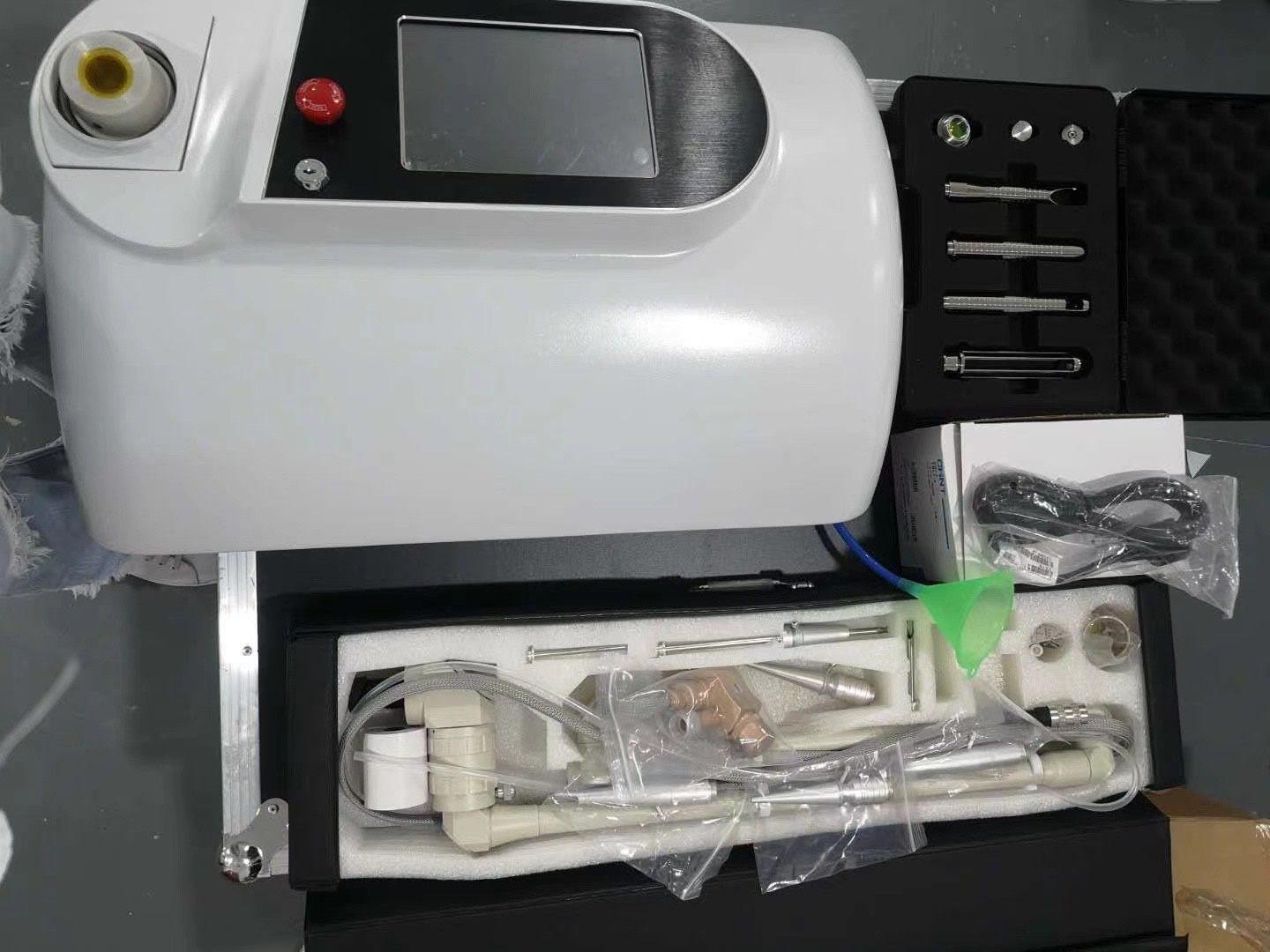 Skin CO2 Fractional Laser Resurfacing Treatment Machine Price
