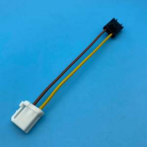 Индивидуальный автомобильный 2-контактный электронный жгут проводов с нейлоновыми изоляционными вилками для использования в автомобилях - Product Image 5