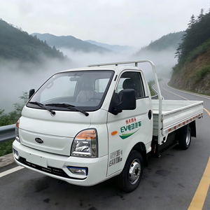 Camion léger électrique KAMA JMC FOTO Pure EV Evx1 3 tonnes, 2 places, 6+1 roues, transmission 4x2, conduite à gauche, Euro 6 - Product Image 1