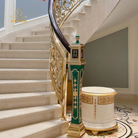 Garde-corps de luxe en laiton et aluminium résistant à l'eau, incrusté de pierre précieuse vert paon, pour escalier et balcon de villa-hôtel de style français et européen, personnalisable