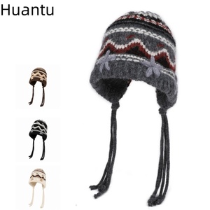 Vielseitige Winter-Mode: Warme Mütze mit Ohrenklappe, Fair Lale Jacquard-Strickmütze für den Täglichen Outdoor-Gebrauch - Product Image 1