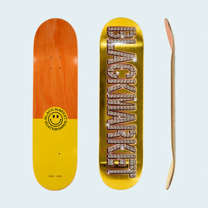 Skateboard complet Sk8Crime Canadian Maple Fish Cruiser de niveau professionnel - Product Image 1
